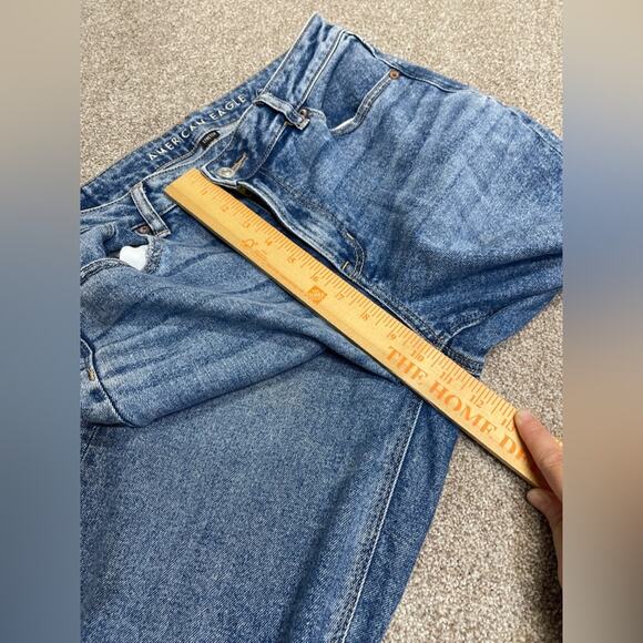 American Eagle women’s highest rise mom jeans sz 8S medium wash stretch blue - Picture 12 of 15